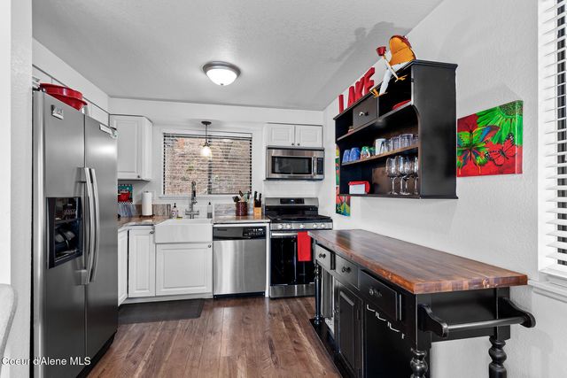 18126 E Duwamish DR, Bayview, ID 83803