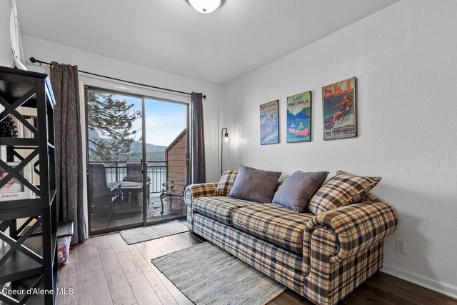 18126 E Duwamish DR, Bayview, ID 83803