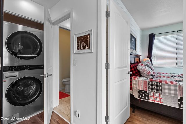 18126 E Duwamish DR, Bayview, ID 83803