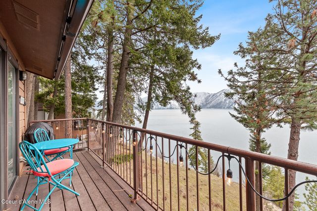 18126 E Duwamish DR, Bayview, ID 83803