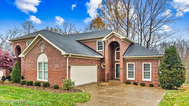 10407 Forest Garden Ln, Louisville, KY 40223