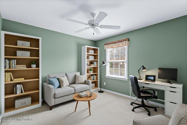 10407 Forest Garden Ln, Louisville, KY 40223