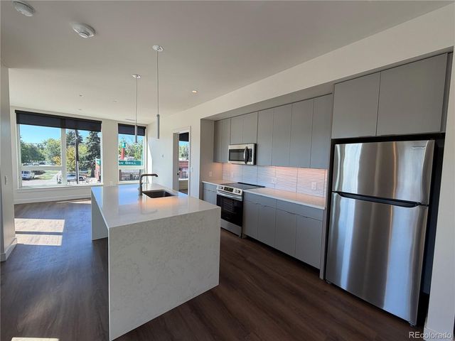 2091 S Gilpin Street 312, Denver, CO 80210