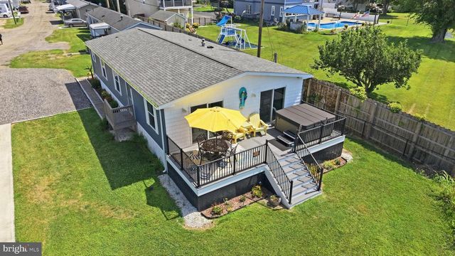23 KROPF LN, Sparrows Point, MD 21219