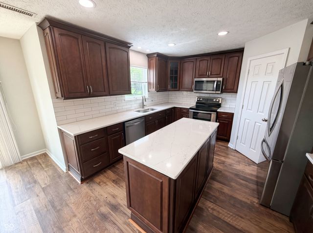 18676 Mill Grove Drive, Noblesville, IN 46062