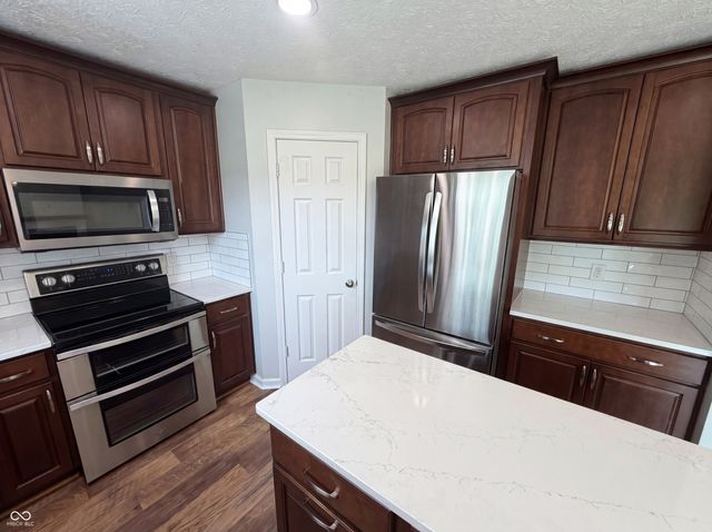 18676 Mill Grove Drive, Noblesville, IN 46062