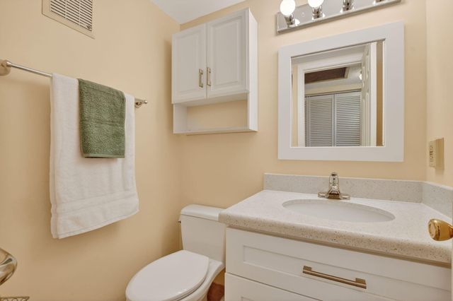 2070 Newport Q, Deerfield Beach, FL 33442