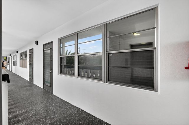 2070 Newport Q, Deerfield Beach, FL 33442