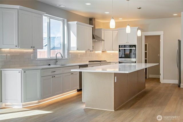 404 E Heatherstone Court, Ellensburg, WA 98926