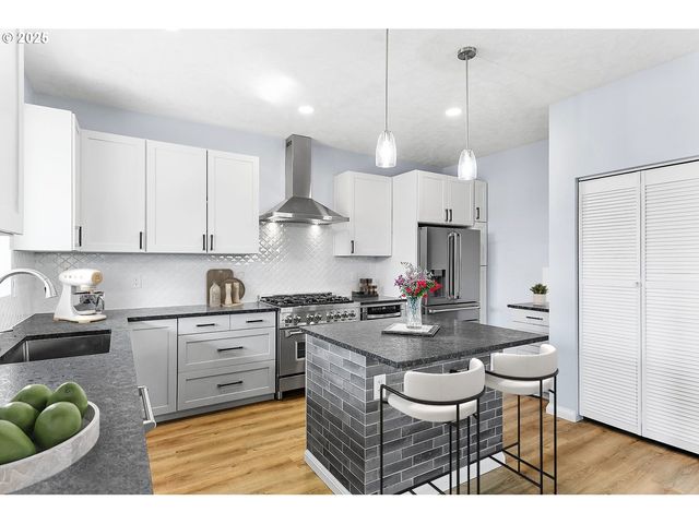 417 E MAIN St, Goldendale, WA 98620