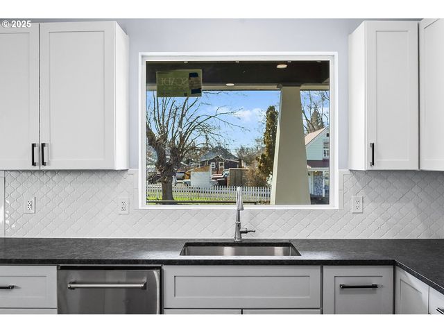 417 E MAIN St, Goldendale, WA 98620