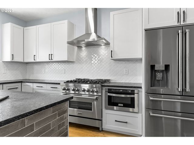 417 E MAIN St, Goldendale, WA 98620