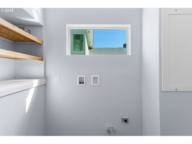 417 E MAIN St, Goldendale, WA 98620