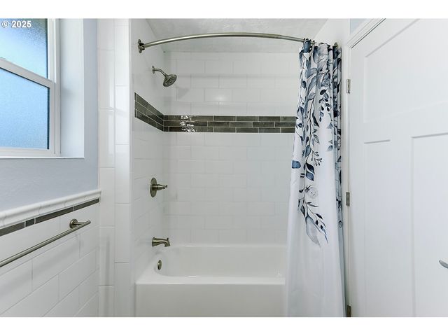 417 E MAIN St, Goldendale, WA 98620