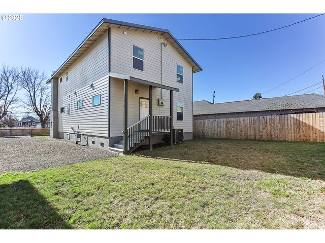 417 E MAIN St, Goldendale, WA 98620