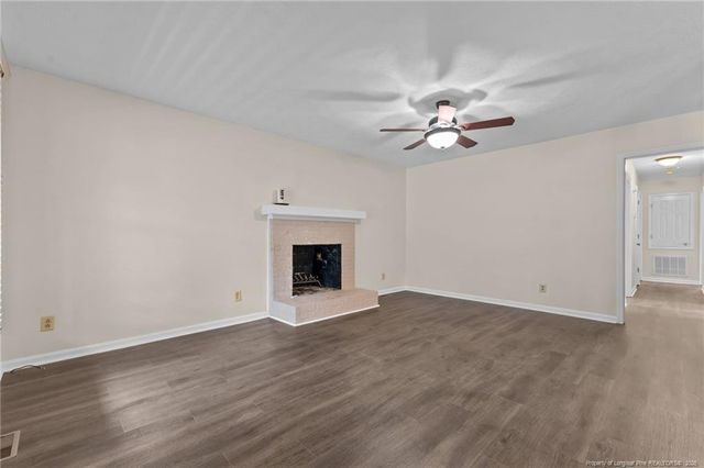 1978 Christopher Way, Fayetteville, NC 28303