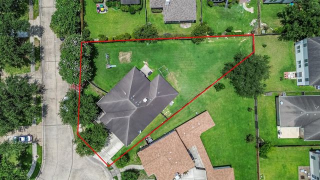 12005 Green Falls Drive, Pearland, TX 77584