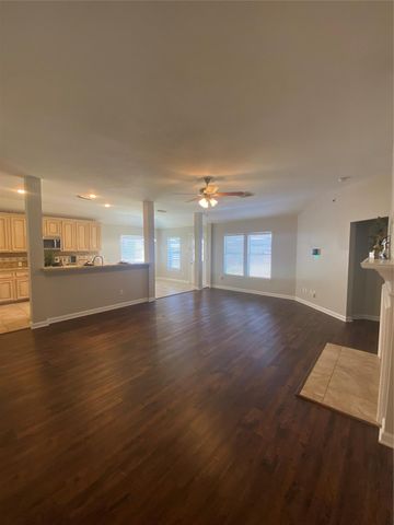 12005 Green Falls Drive, Pearland, TX 77584