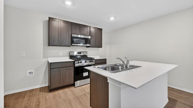 3530 Spring Time Street, Talty, TX 75126