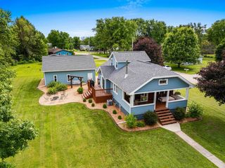 463 WOLF RIVER DRIVE, Fremont, WI 54940