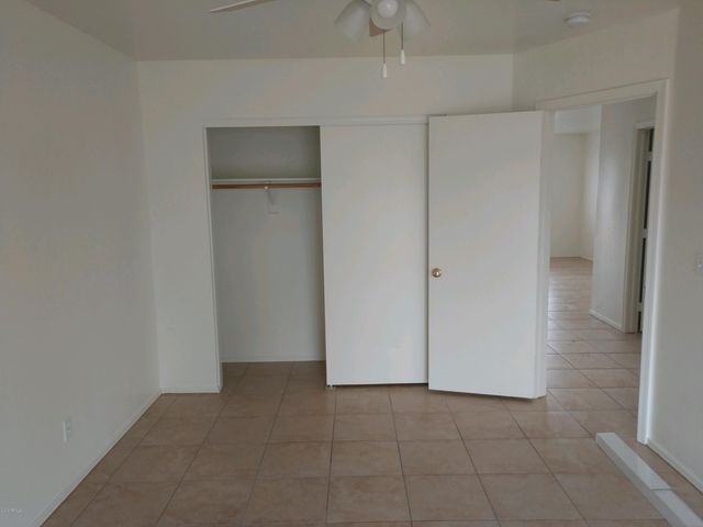 2692 S Yavapai Road Apt 3, Apache Junction, AZ 85119