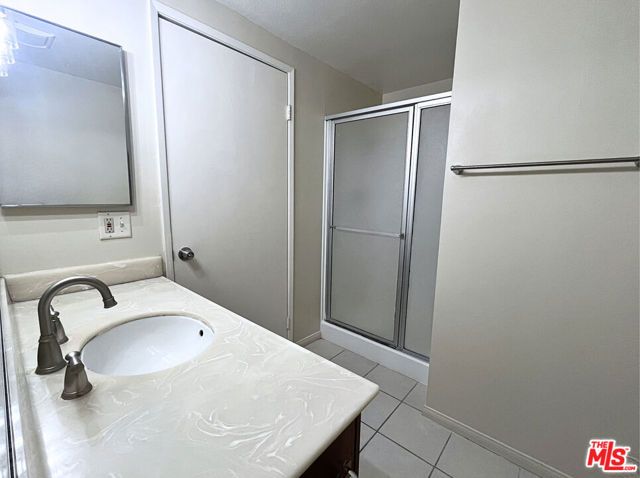 13144 Bromont Avenue 3, Sylmar (los Angeles), CA 91342