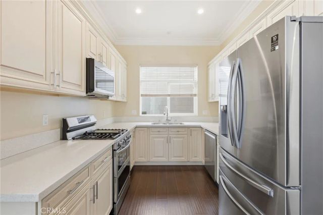 7608 Ani Way, North Hollywood, CA 91605