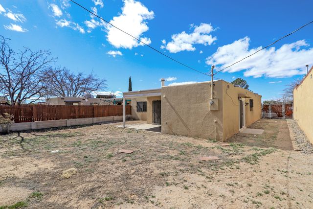 3812 Lafayette Drive NE, Albuquerque, NM 87107