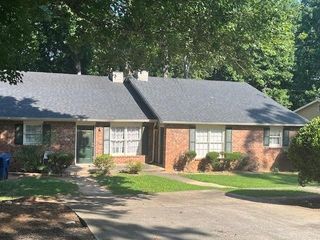 231 Forest Place, Lawrenceville, GA 30046