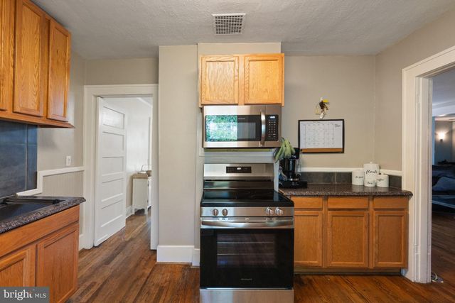293 CAROLINE ST, Orange, VA 22960