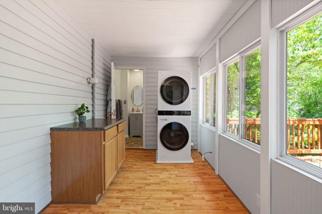 293 CAROLINE ST, Orange, VA 22960