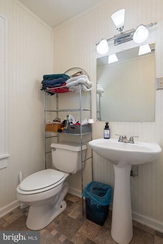 293 CAROLINE ST, Orange, VA 22960