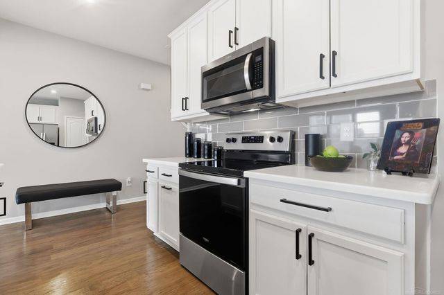 4877 Broomfield Way, Orion Twp, MI 48359