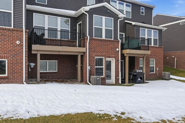 4877 Broomfield Way, Orion Twp, MI 48359