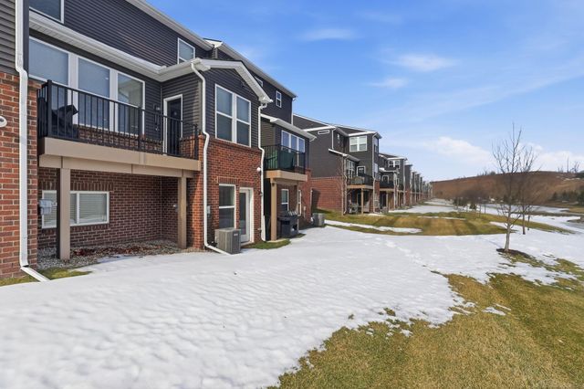 4877 Broomfield Way, Orion Twp, MI 48359