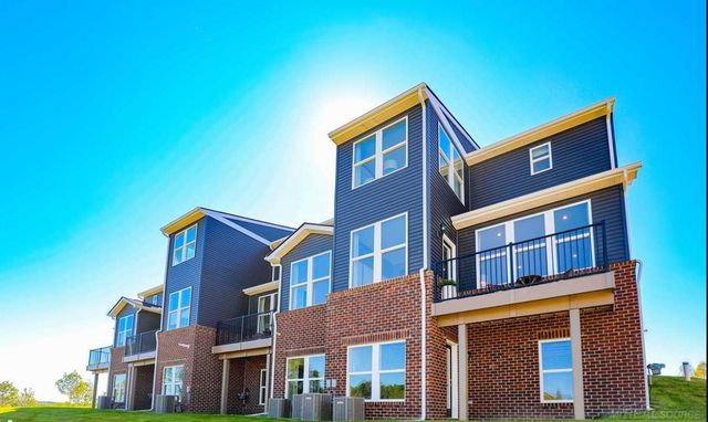 4877 Broomfield Way, Orion Twp, MI 48359