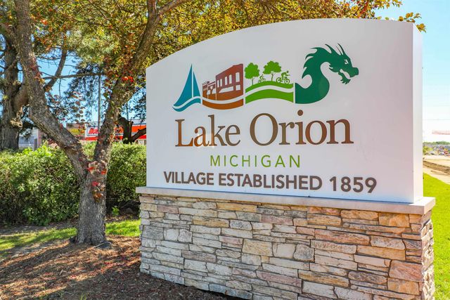 4877 Broomfield Way, Orion Twp, MI 48359