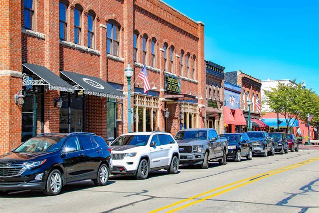 4877 Broomfield Way, Orion Twp, MI 48359