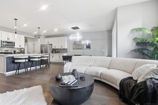 4877 Broomfield Way, Orion Twp, MI 48359