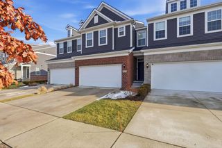 4877 Broomfield Way, Orion Twp, MI 48359