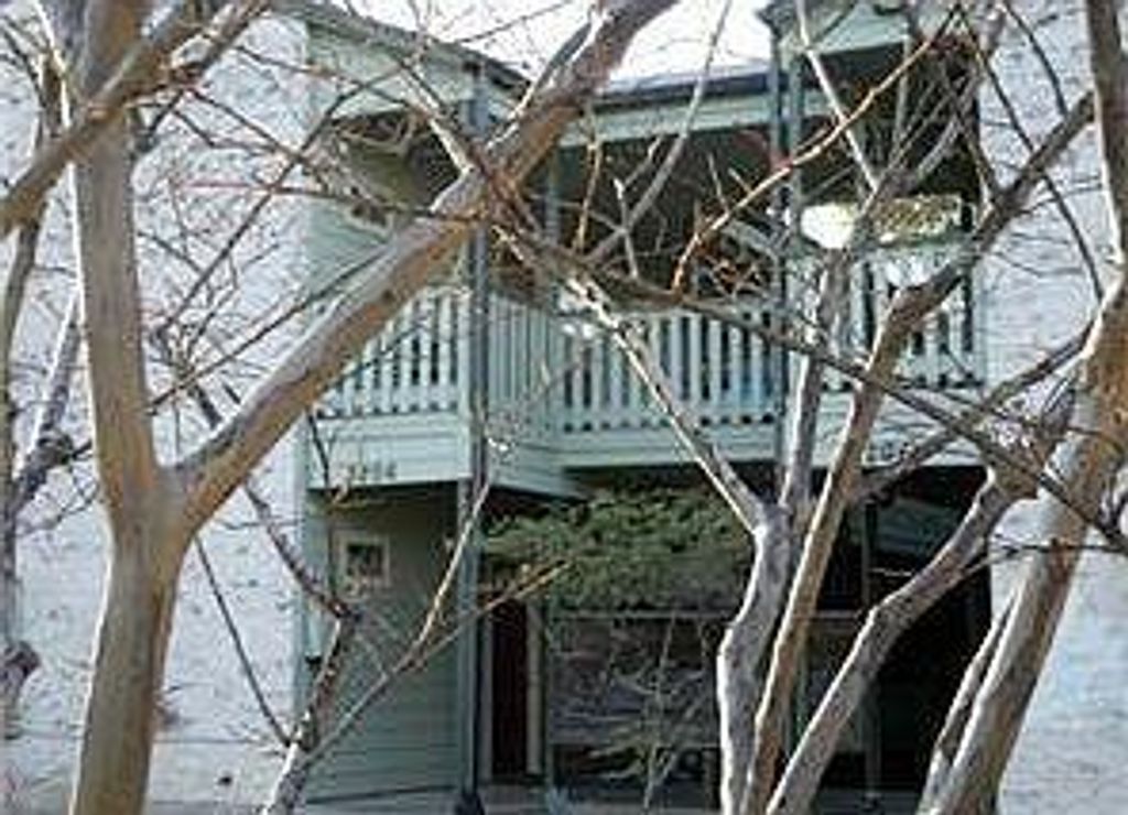 3206 King ST 209, Austin, TX 78705