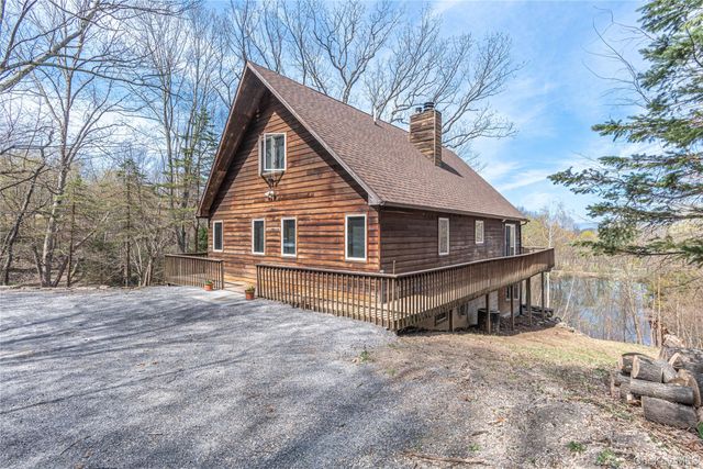 461 Route 199, Red Hook, NY 12571