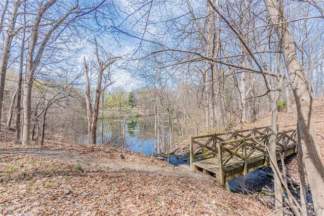 461 Route 199, Red Hook, NY 12571