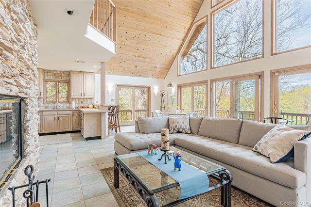 461 Route 199, Red Hook, NY 12571