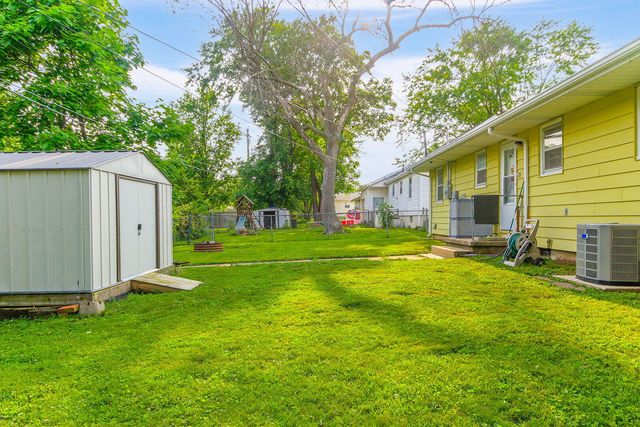1212 ROSEBUD ST, Mexico, MO 65265