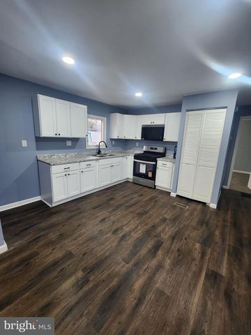 809 SHARKEY PLACE, Egg Harbor Township, NJ 08234