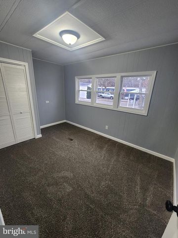 809 SHARKEY PLACE, Egg Harbor Township, NJ 08234