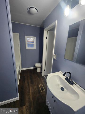 809 SHARKEY PLACE, Egg Harbor Township, NJ 08234