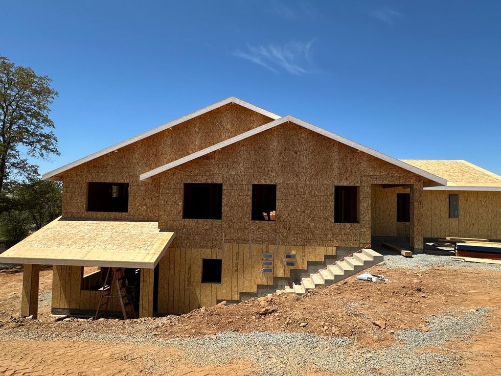 2650 Commons Pl, Auburn, CA 95603