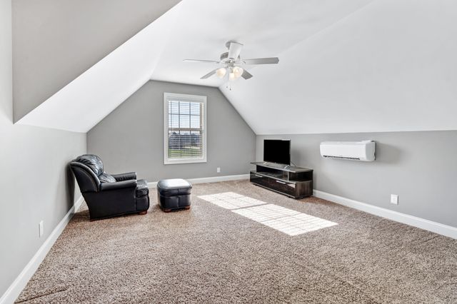 1974 Rolling Meadow Ln, Chapel Hill, TN 37034